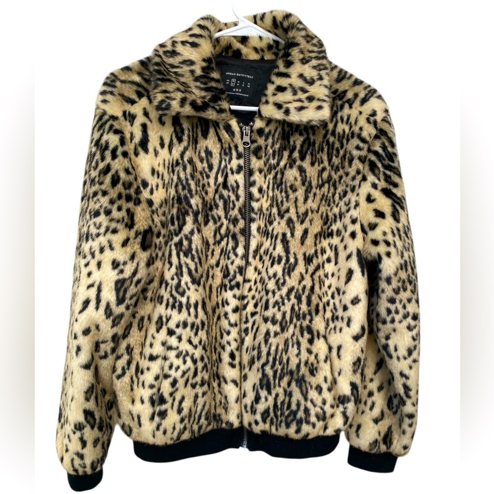 Urban Outfitters Animal Print Bomber Jacket women’s Size Small - Picture 1 of 11